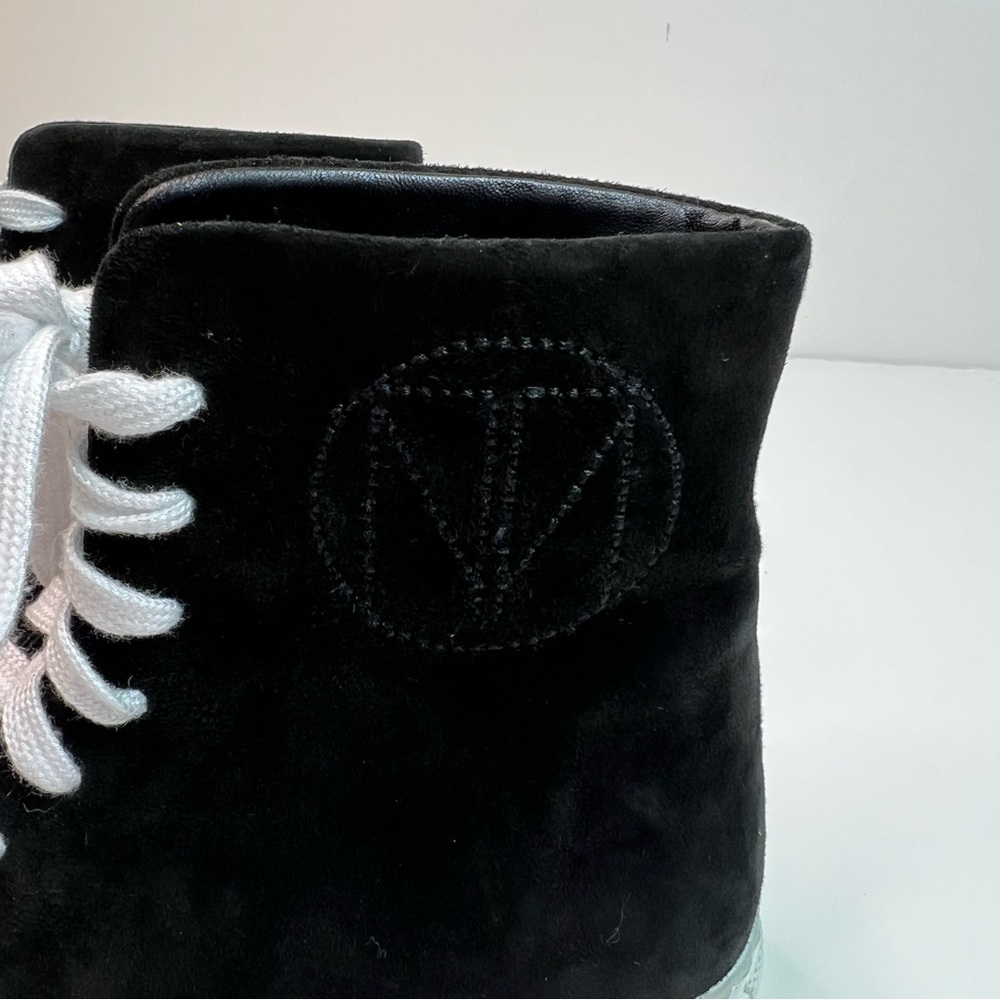 Tamara Mellon THC High Top Black Suede Lace Up Sneakers Size EU 36.5 - US 6.5 - Picture 9 of 14